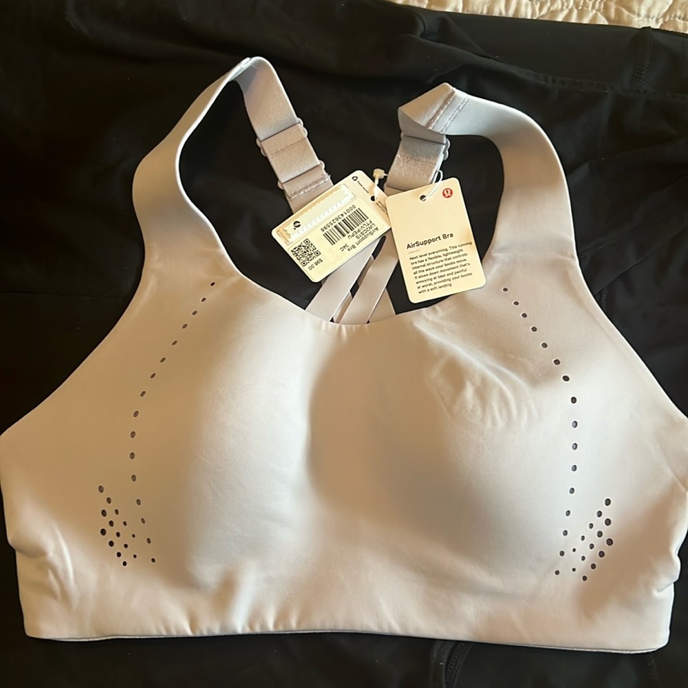 Lululemon AirSupport Bra size 34 C NWT